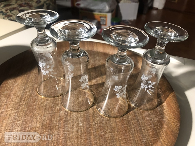 4 X vintage glasses 4.4” high 