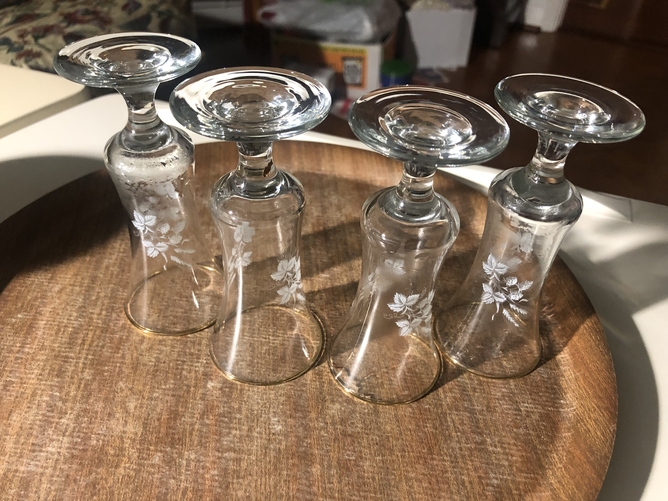 4 X vintage glasses 4.4” high 