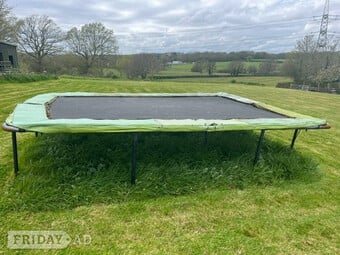 Rebo rectangular trampoline 10x14ft