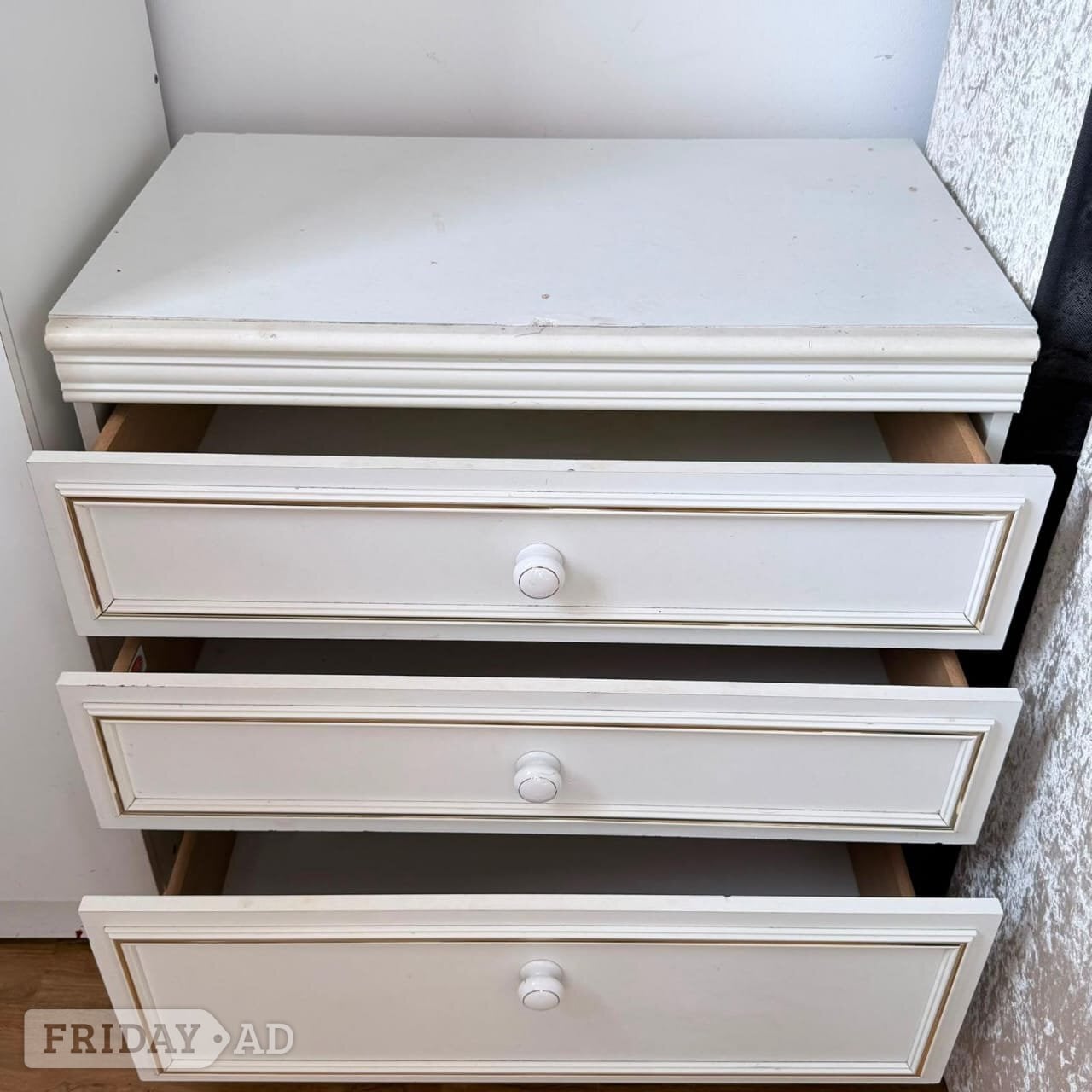 Chest of drawers  in Abbots Langley