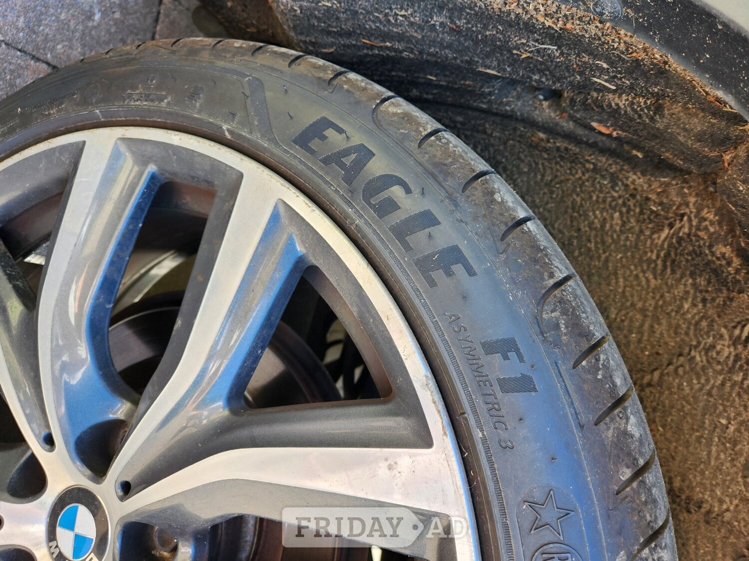 Goodyear 225/45/R1 9 RUNFLAT tyre. in Uckfield