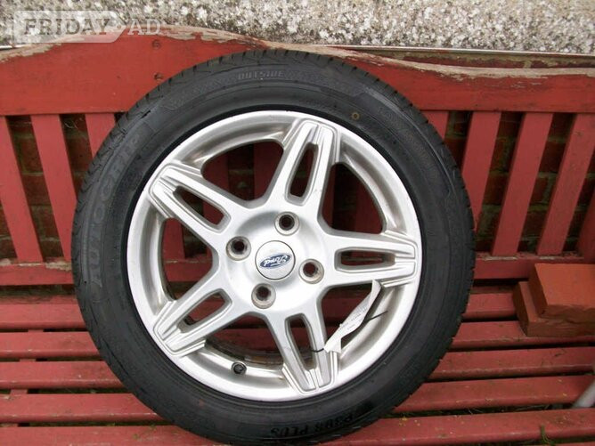 Ford fiesta alloy wheel with tyre - 195/55/R/15 in Bishop Auckland
