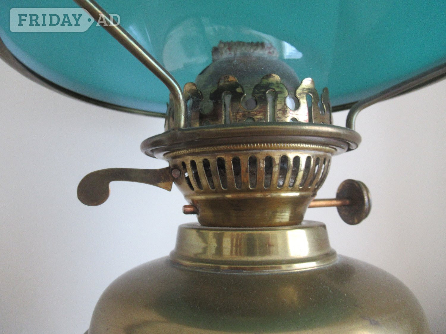 Replica antique Victorian paraffin lamp. - Antiques & Collectables in Haywards Heath
