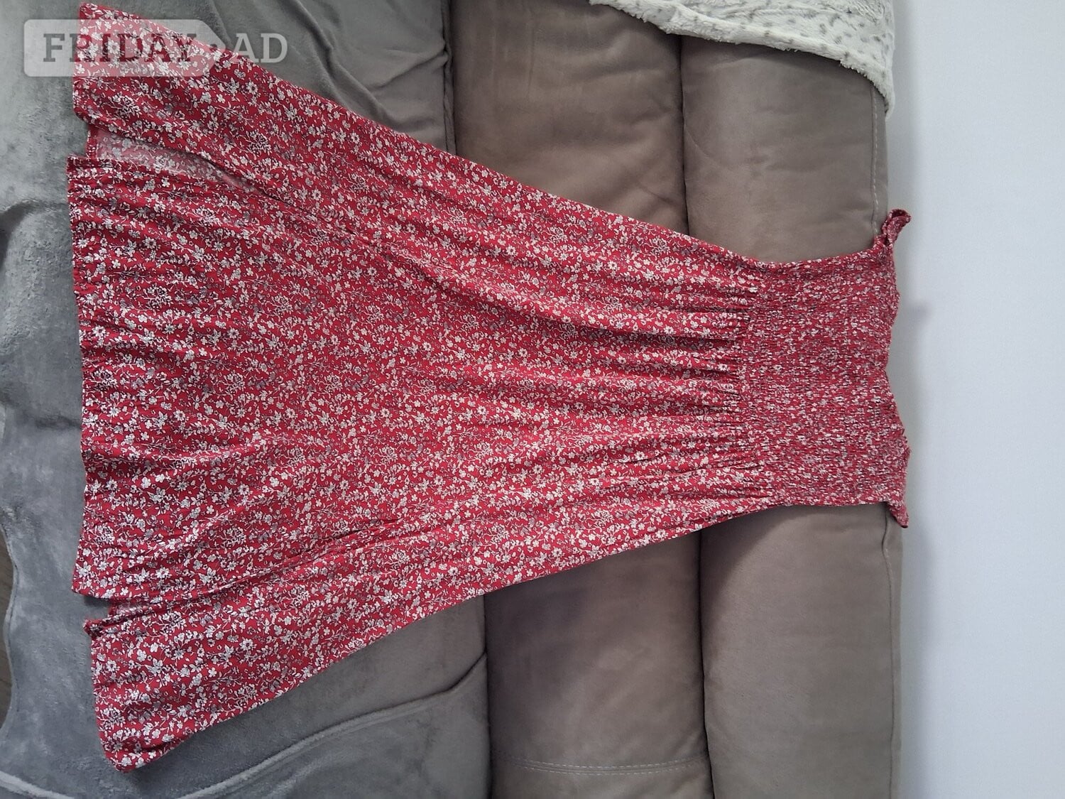 Worthing 2 brand new Roman dresses