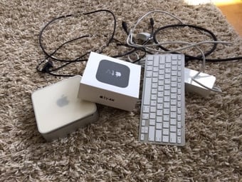 Apple tv, Omoton keyboard and mini mac