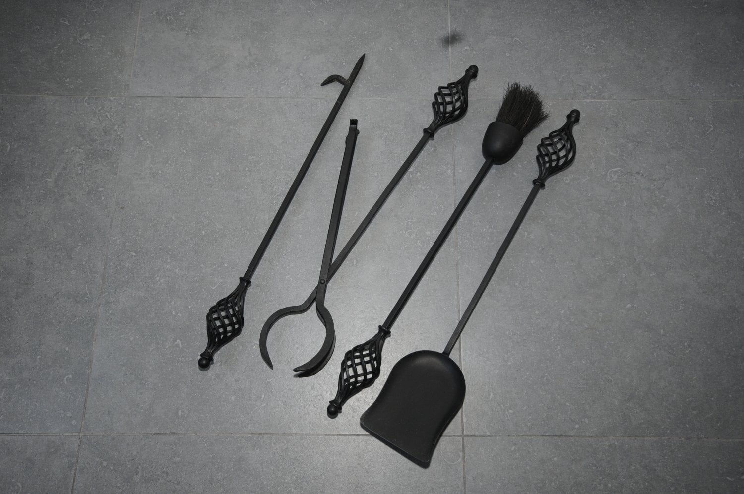 TALL FIRESIDE COMPANION SET HANDMADE IRON TOOLS & STAND UNUSED