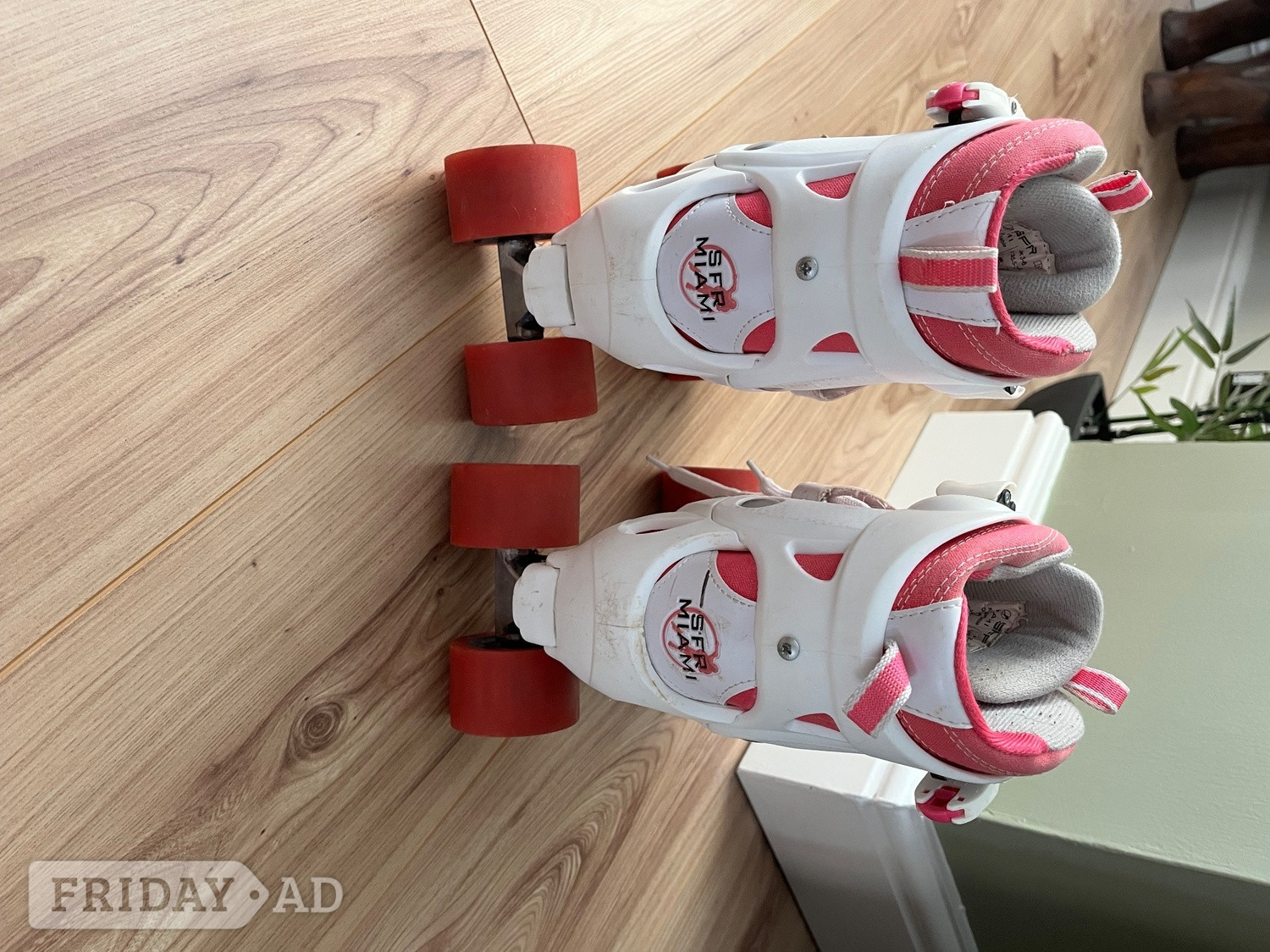 Peterborough Girls Roller Skates