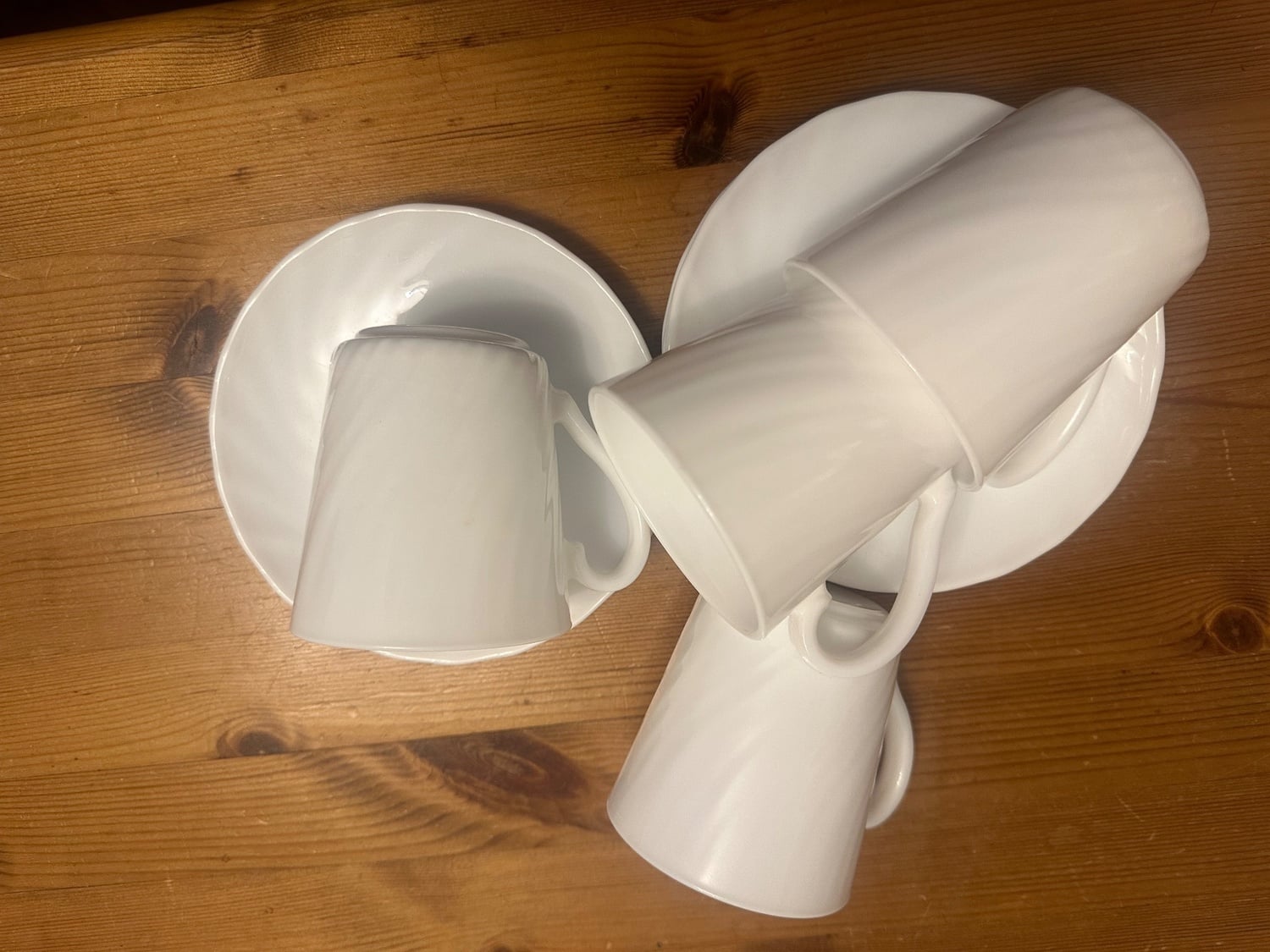 4 cups & saucers