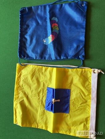 2 Drawstring swim bags