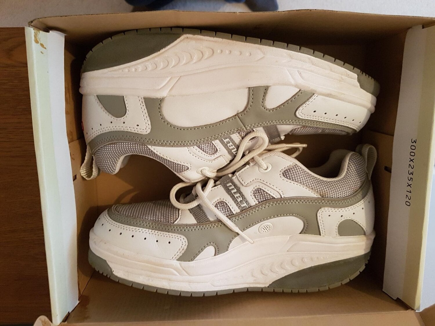 MBT Trainers ladys size 6 (Masai Barfuss Technologie) - Clothing, Footwear & Accessories in Sheffield