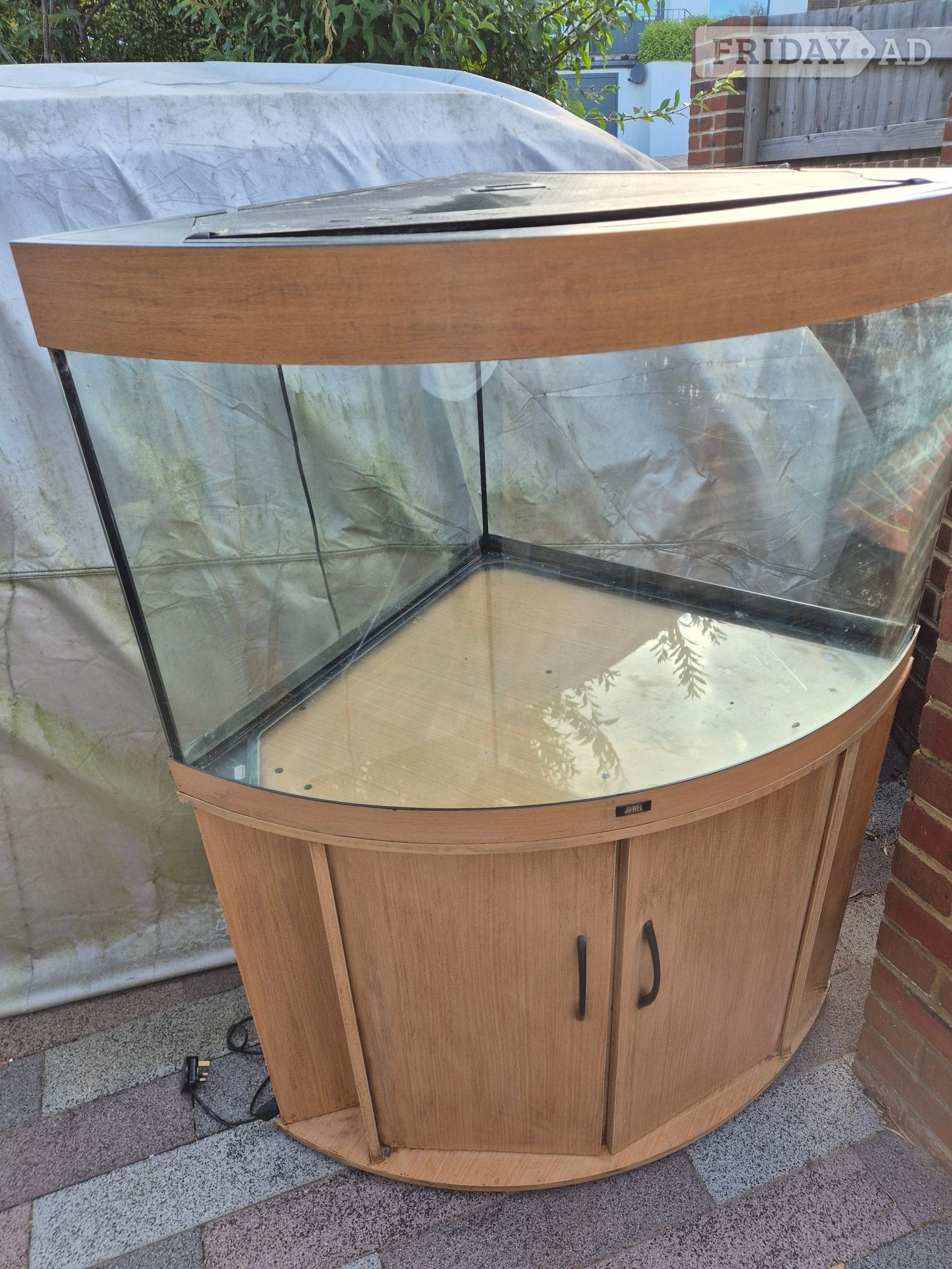 Juwel 190L corner Aquarium in Brighton