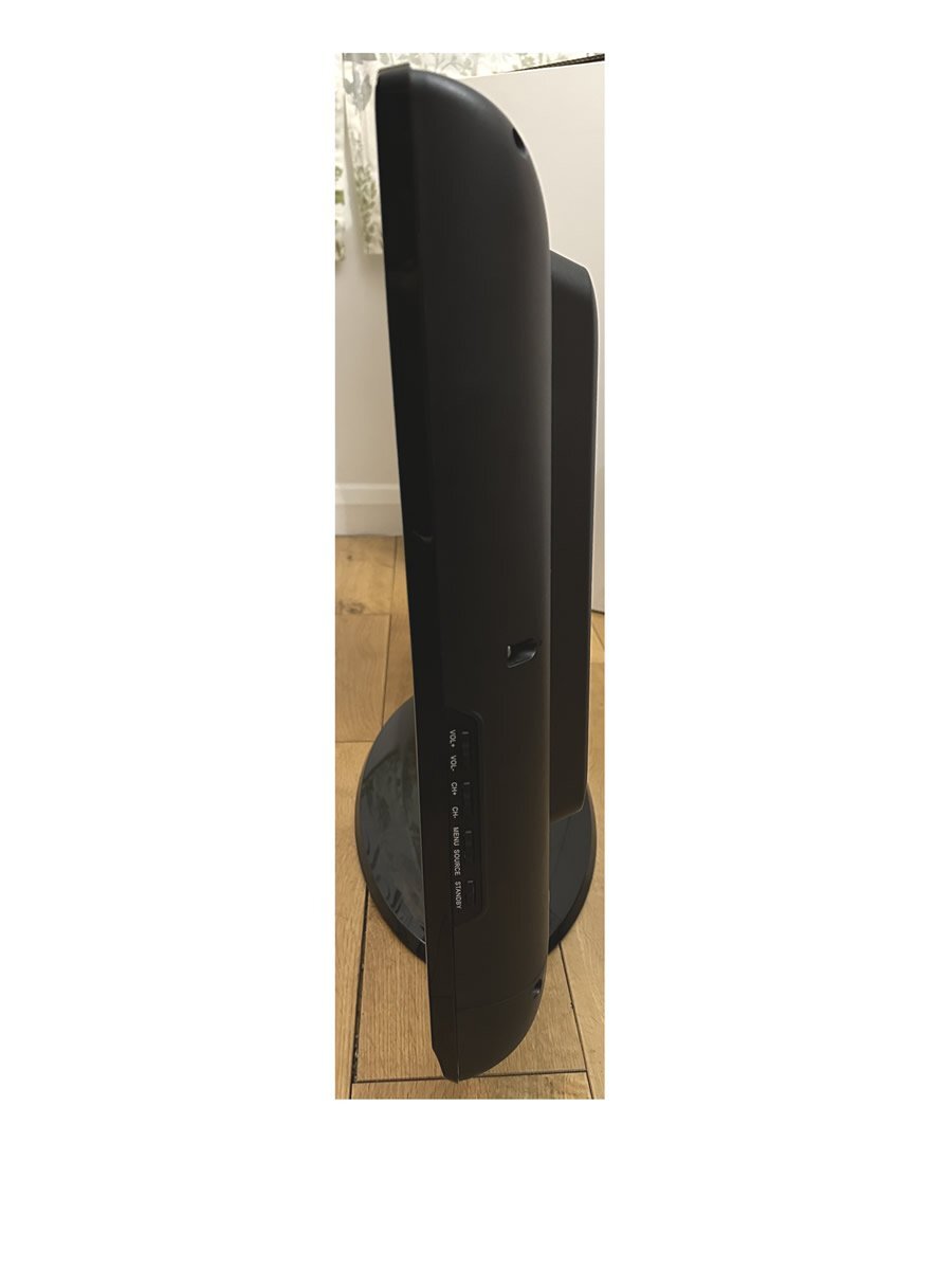 Hastings 32" HD Ready LCD TV Freeview USB Media Player Technika