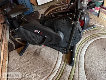 Cross trainer exerciser