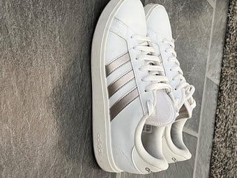 Ladies Adidas trainers 
