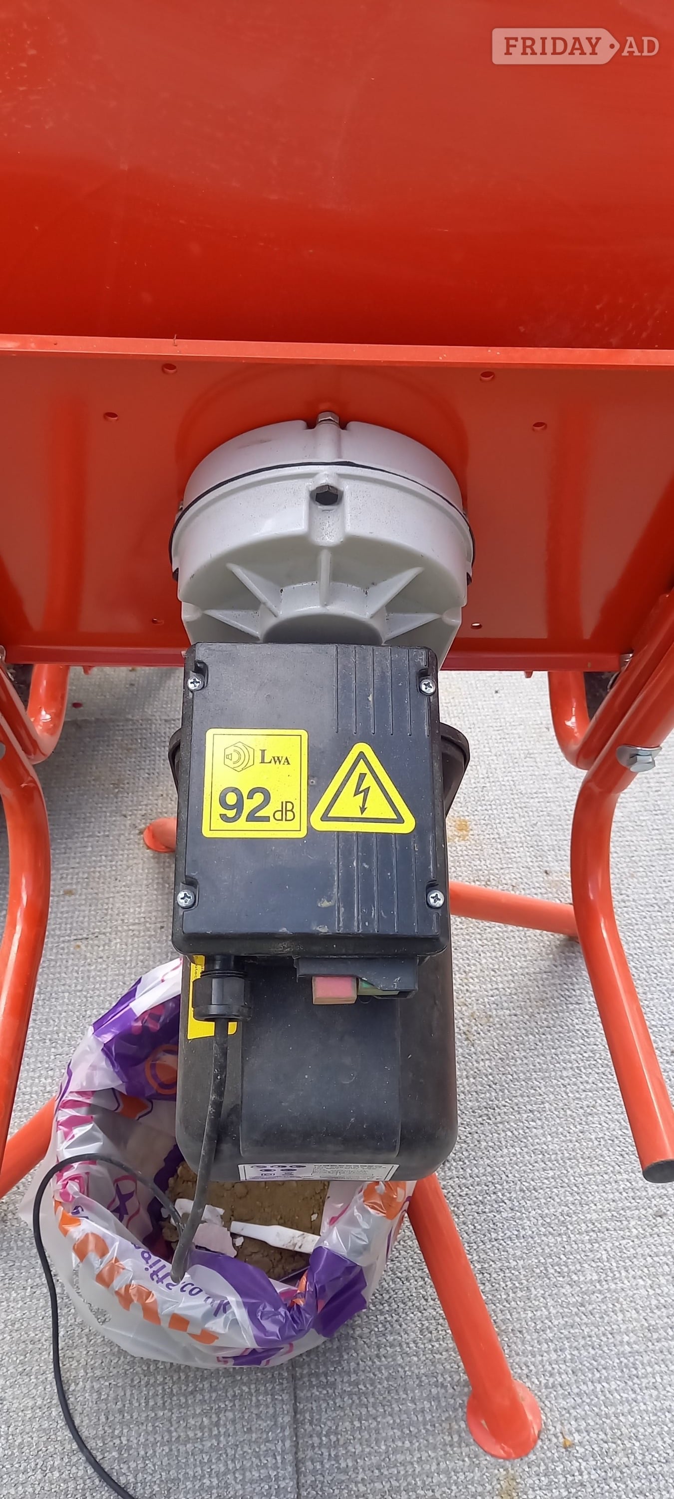 Lewes Concrete Mixer - electric 