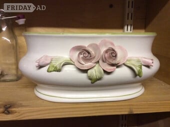 Decorative China plant holder 