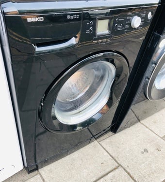 BIG Black Beko washing machine 8KG load in excellent condition 