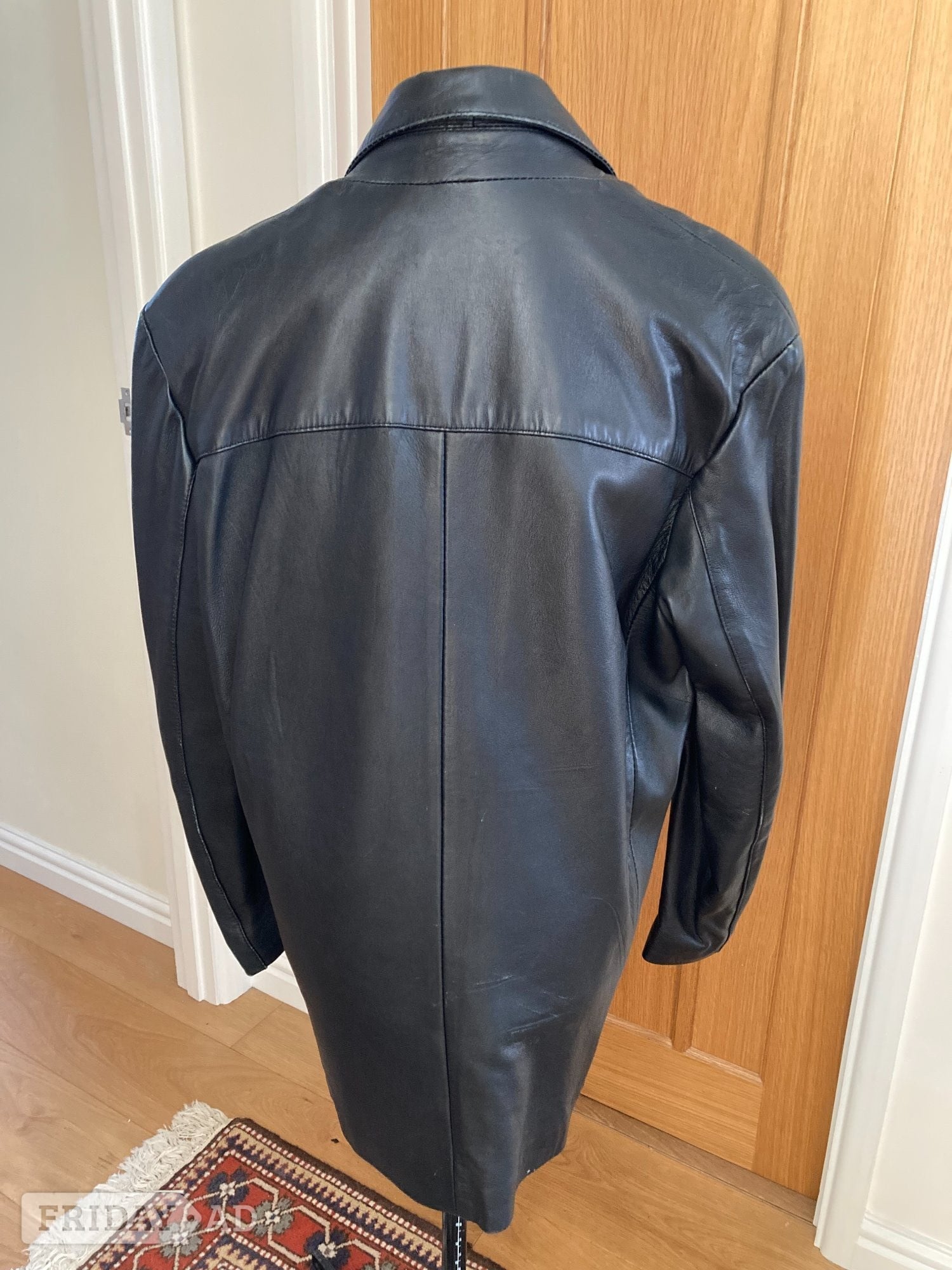 Mens Real Leather 3 Button Blazer Type Jacket in Black - Size: L