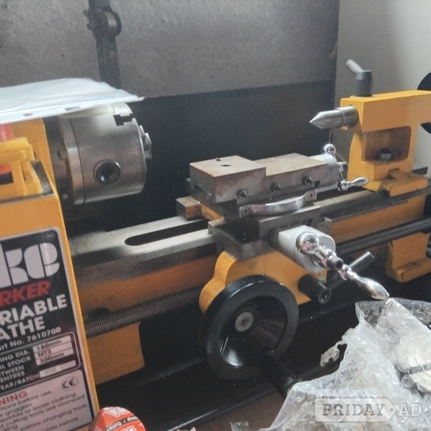 METAL LATHE CLARKE 'METALWORKER' 300mm  WORKING, MODEL: CL300M 