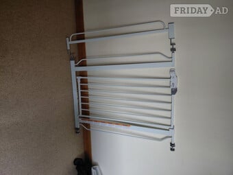 Tall Pressure Baby Gate hardly used