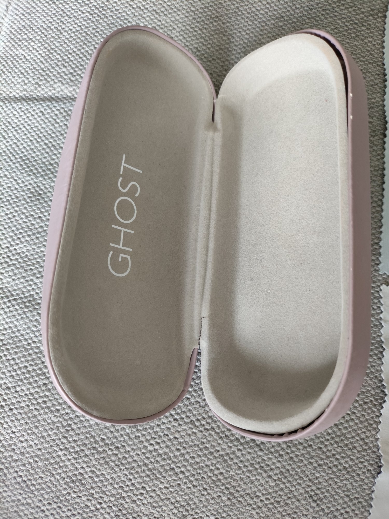 Ghost glasses case beige - Clothing, Footwear & Accessories