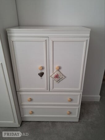 Preloved bedroom storage unit