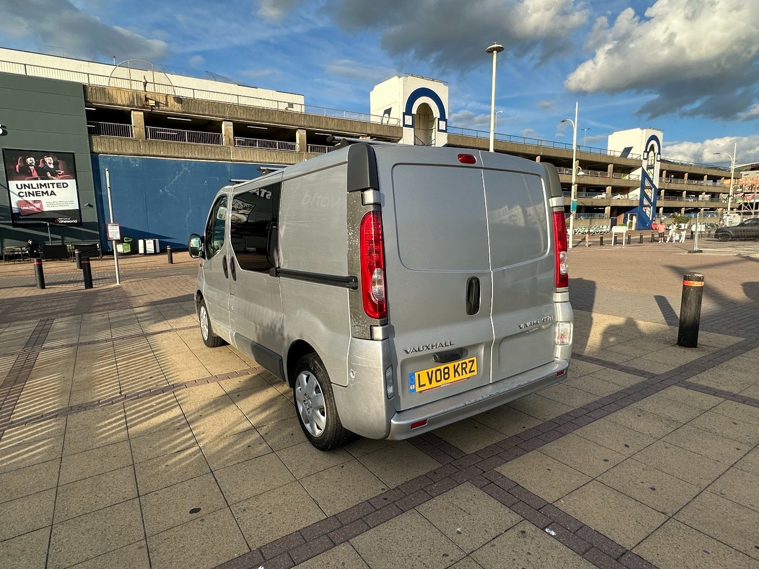 2008 Vauxhall Vivaro Sportive - Crew Cab - Ply Lined - No VAT - Vans & Commercial Vehicles in Brighton
