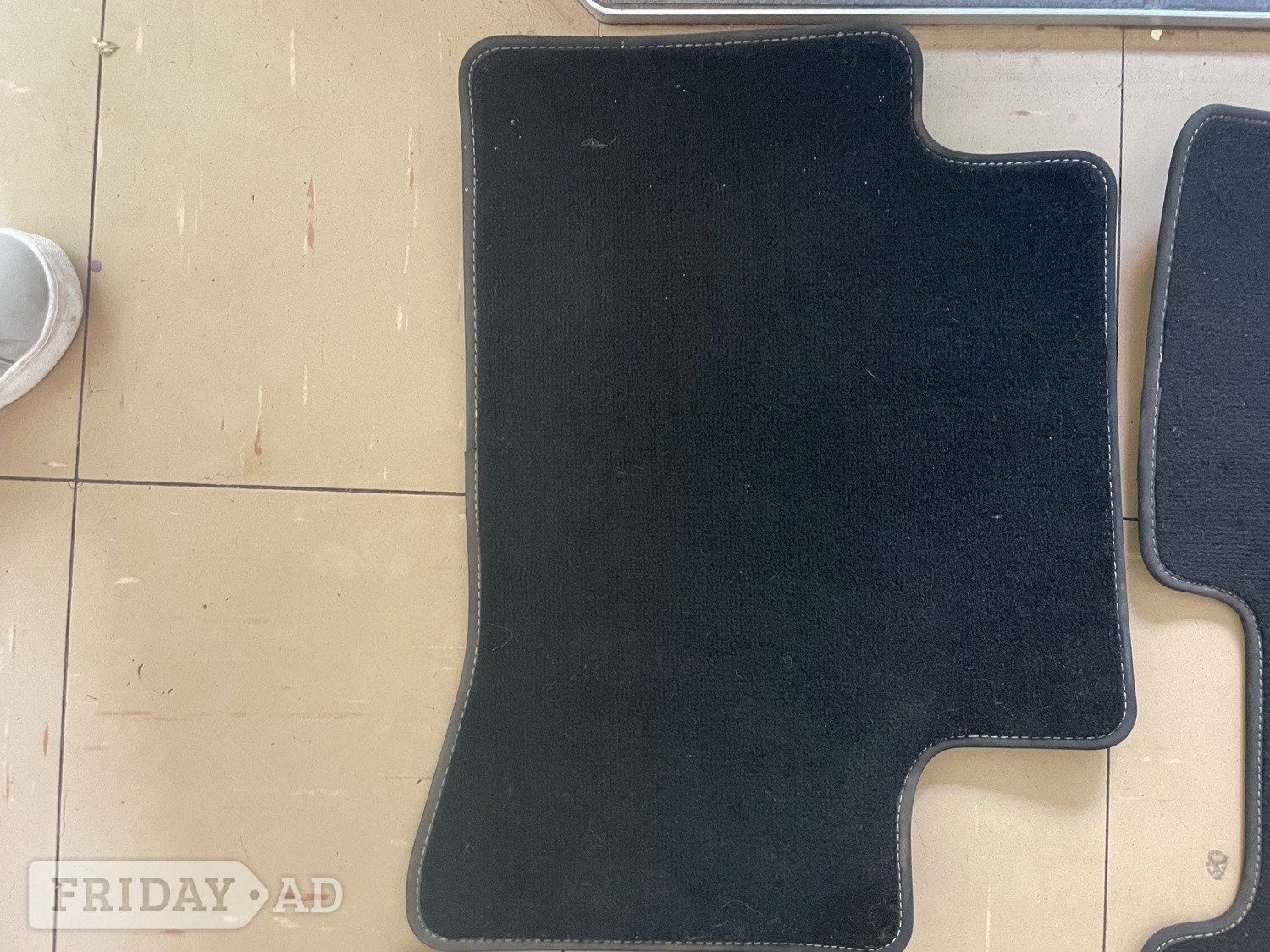 Genuine Hyundai Tucson 2023 manual car mats - Parts & Accessories