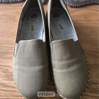Ladies Clark’s shoes 6.5