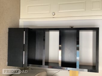 Black Gloss Display Unit