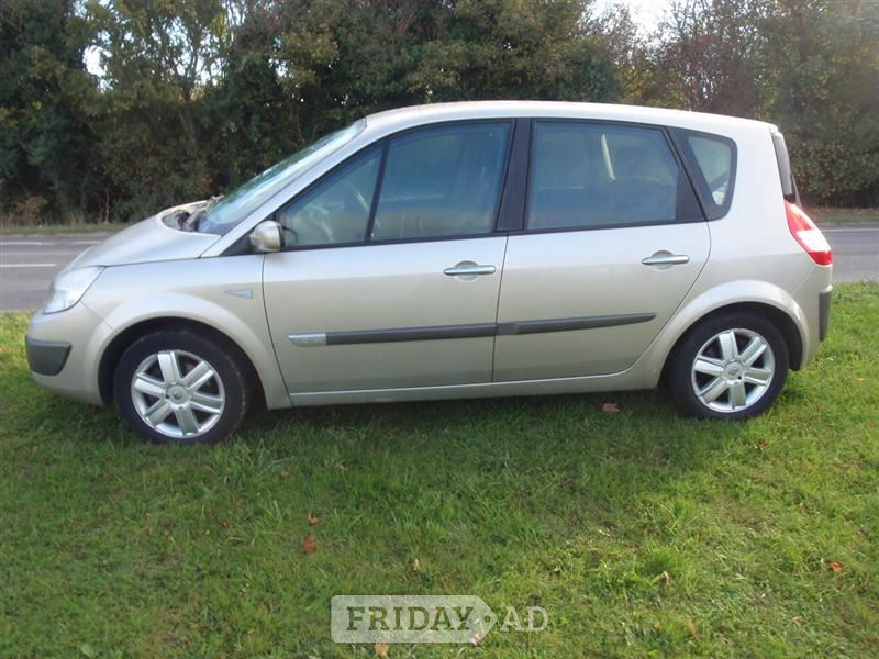 [ berth ]Renault Scenic