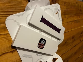 Apple Watch Series 10 (SEALED)