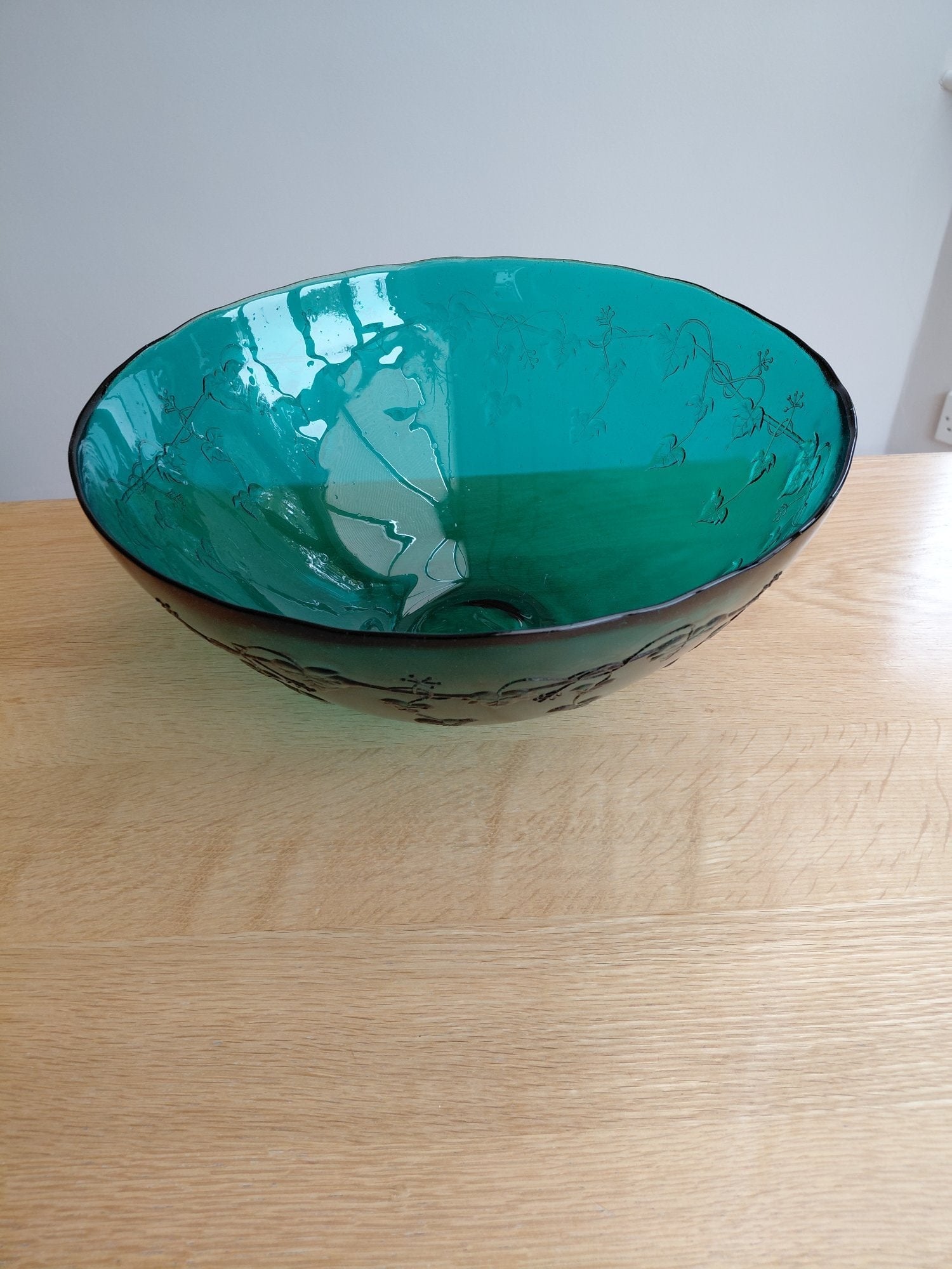 Winchester Beautiful Teal Glass Bowl with Embossed Design