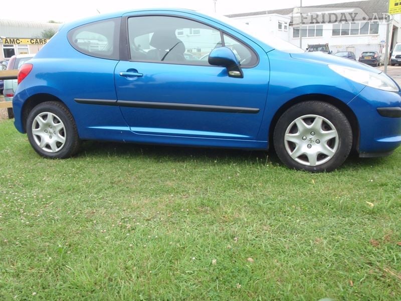 [ berth ]Peugeot 207