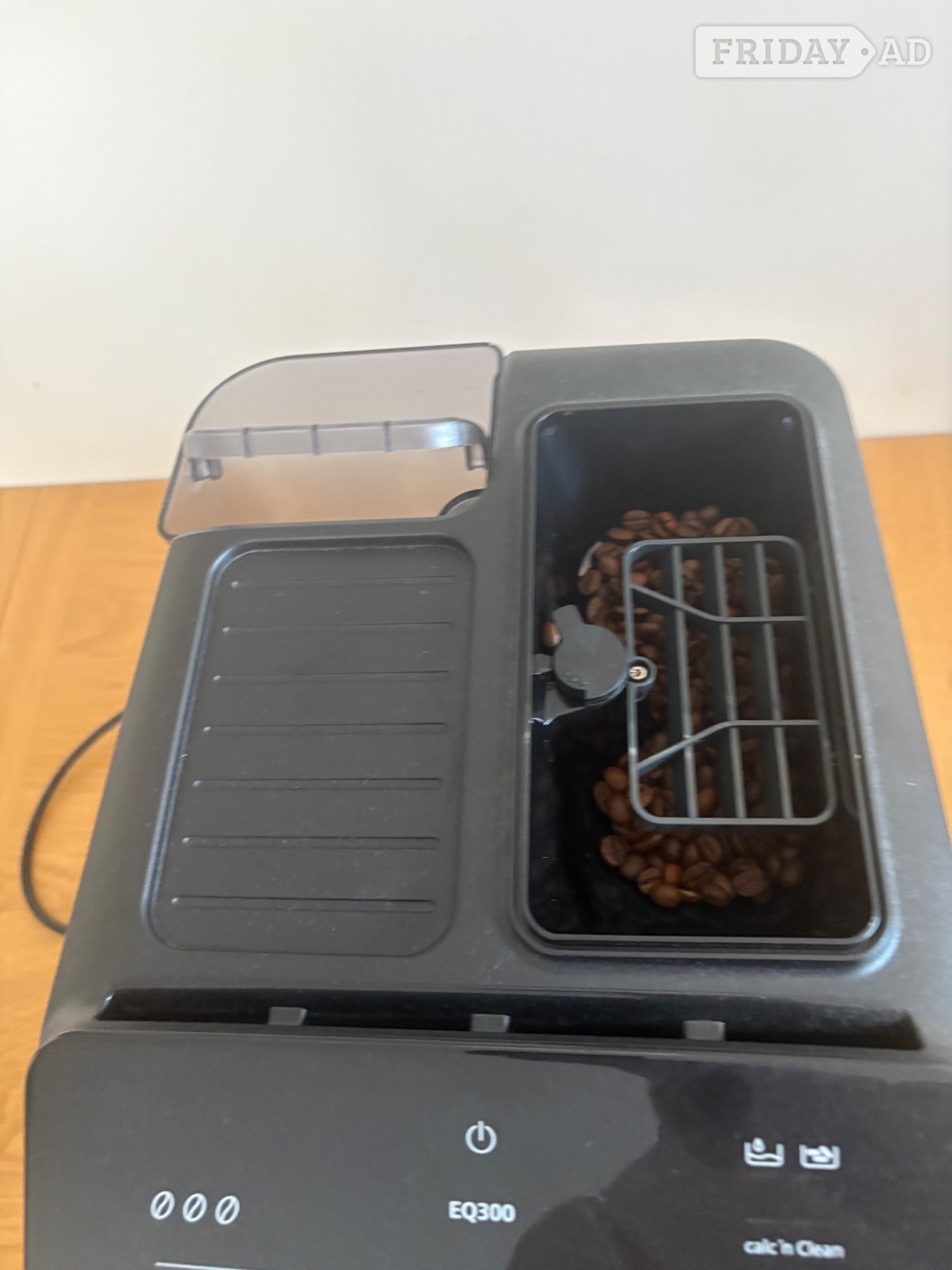 SIEMENS  EQ300 FULLY AUTOMATIC COFFEE MACHINE 