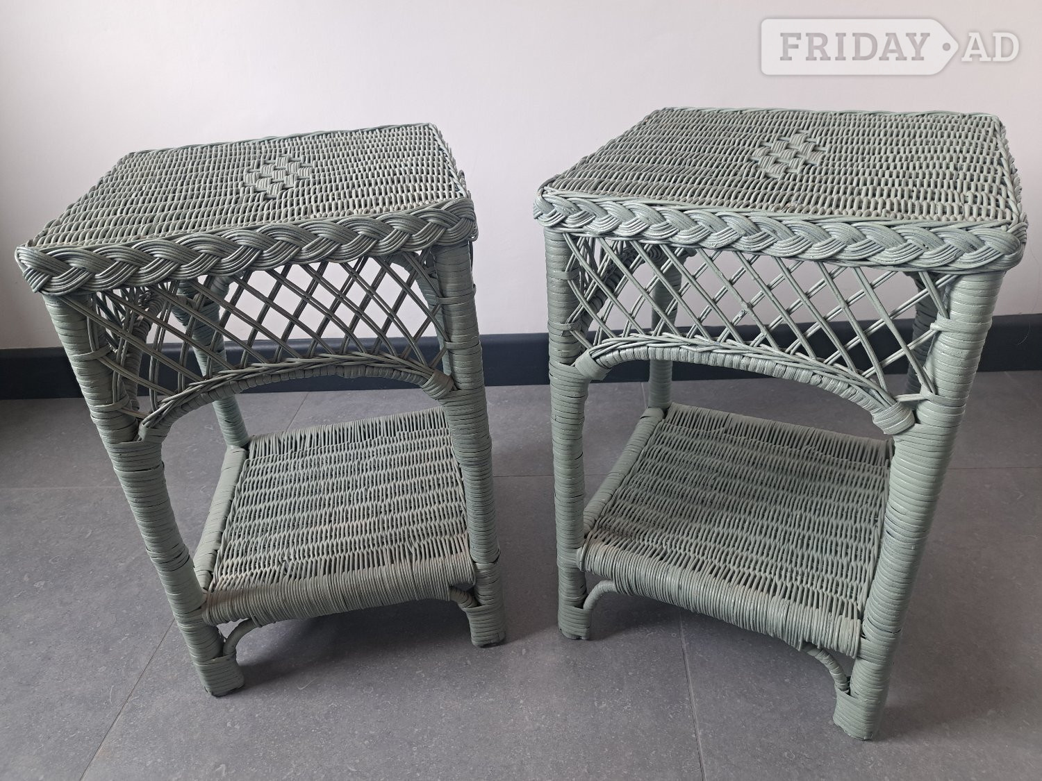 Hartley Wintney PAIR OF SMALL VINTAGE SIDE TABLES SQUARE WICKER RATTAN 