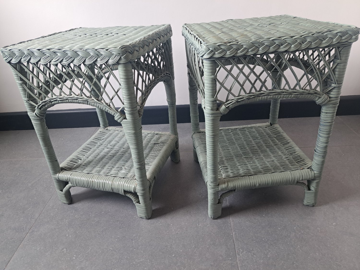 PAIR OF SMALL VINTAGE SIDE TABLES SQUARE WICKER RATTAN  - Furniture