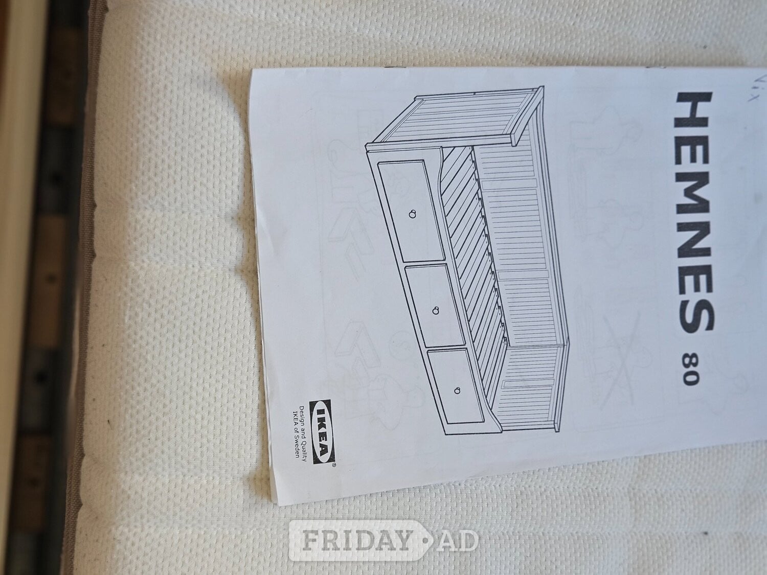 Ikea day bed single pulls out to double