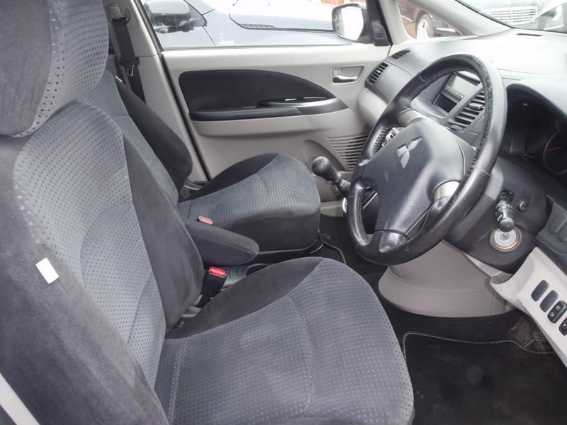 Mitsubishi Grandis Newhaven