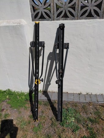 Bike racks for car roofbars