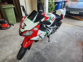 Aprilla RS125 2 stroke 28bhp 100mph 15bhp on CBT