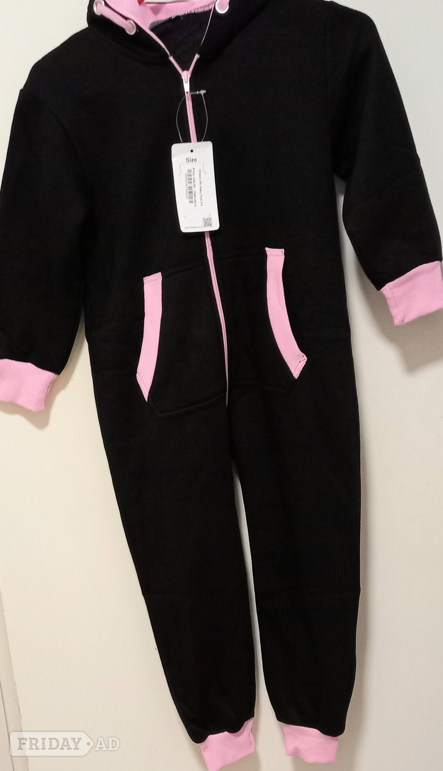 Onesie Girl's New 5-6  in London