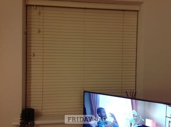 Venitian window blind