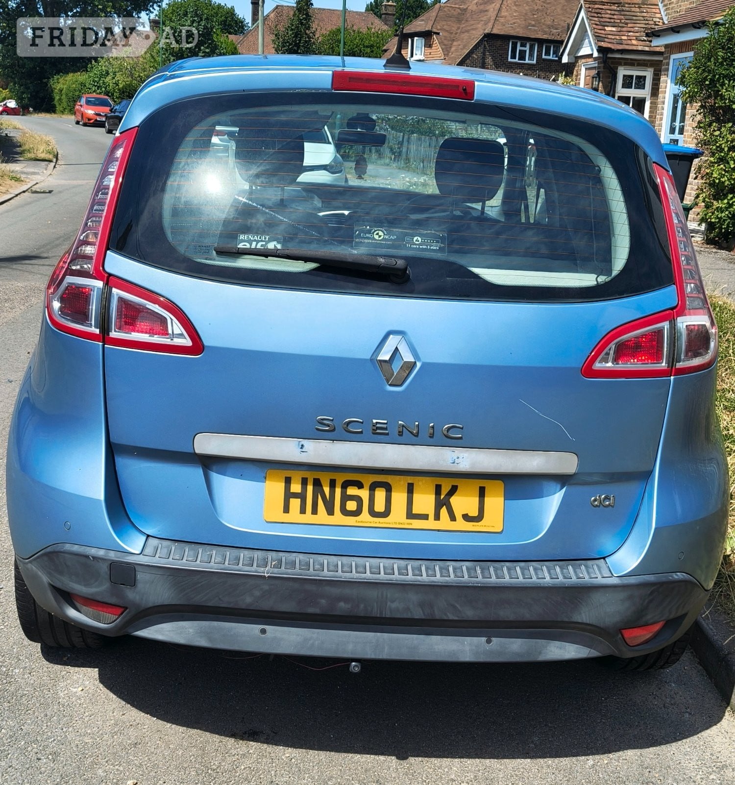 [ berth ]Renault Scenic