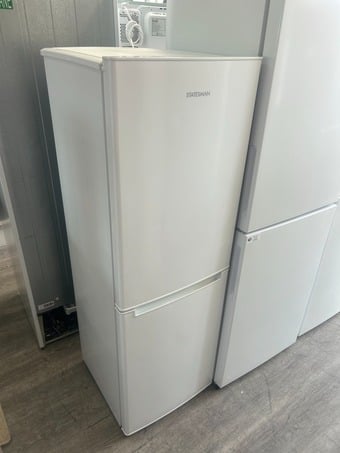 STATESMAN 50/50 FRIDGE FREEZER