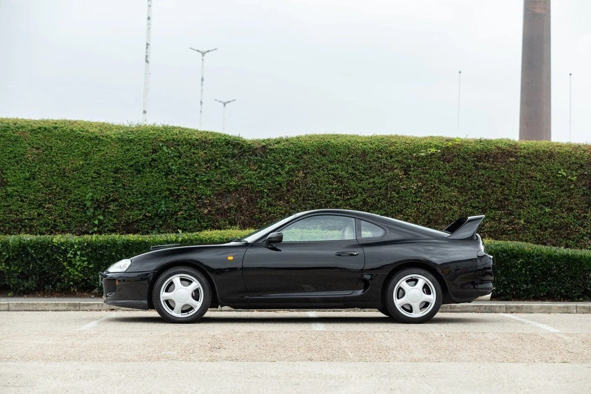 Toyota Supra A80 Twin Turbo - Cars