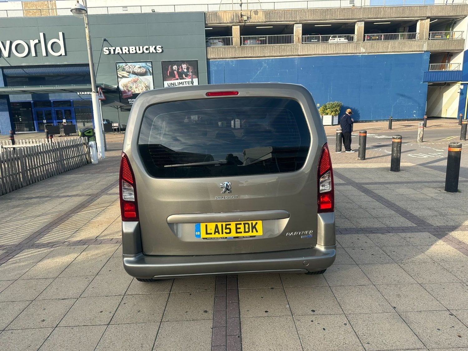 2015 Peugeot Partner Tepee Active - New Years MOT - £20 Road Tax  - Cars