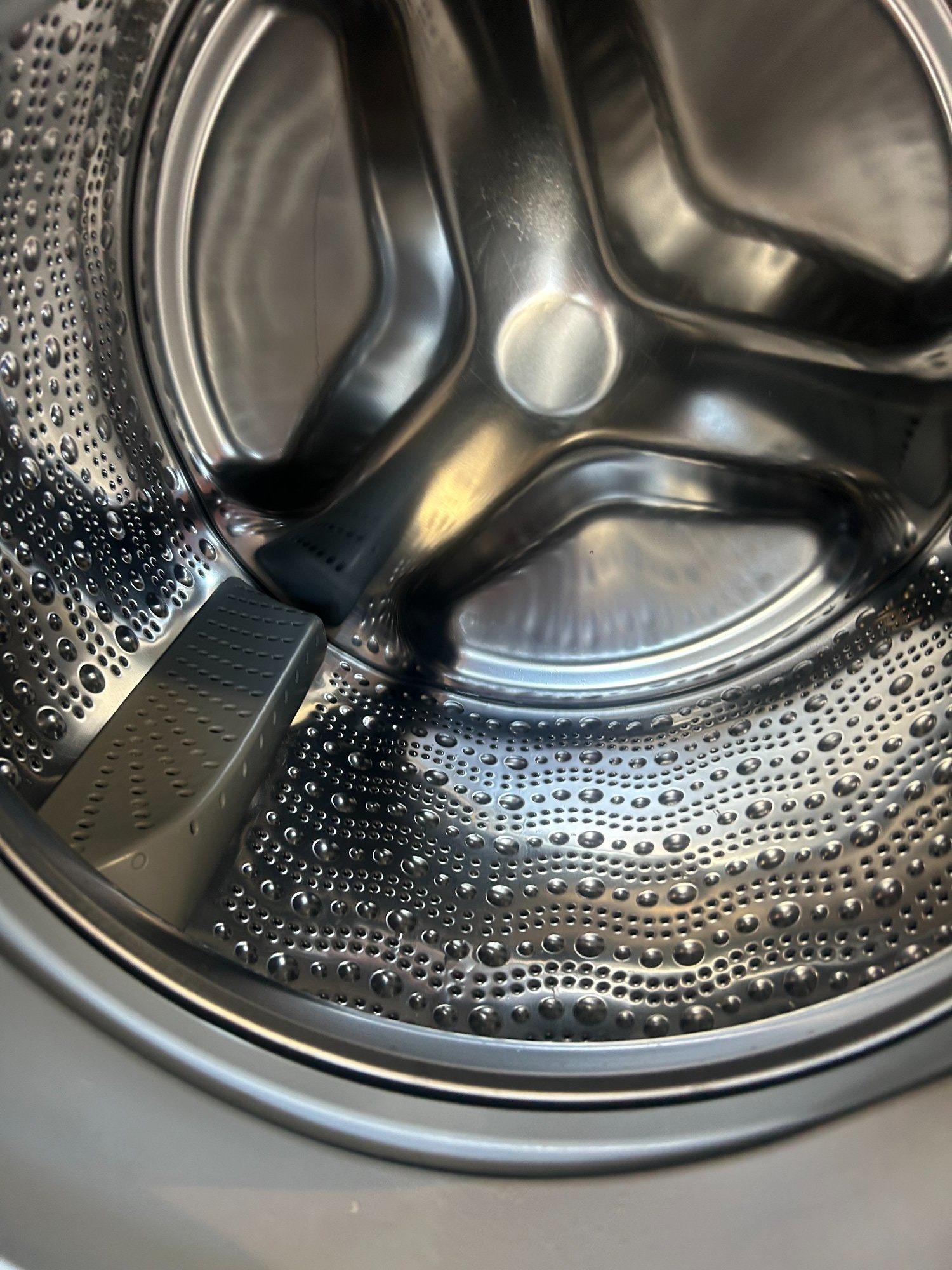 St. Leonards-On-Sea BOSCH 8KG WASHING MACHINE