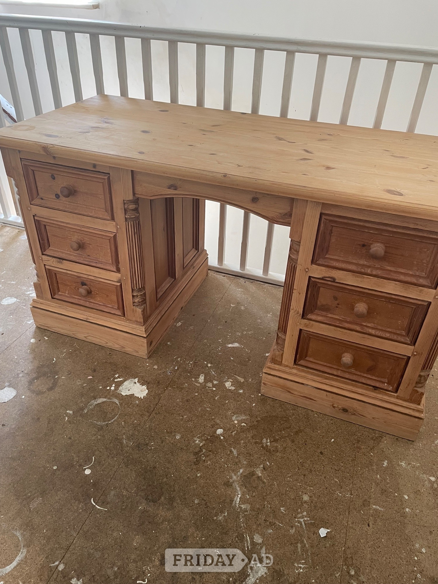 Pine Quality Desk