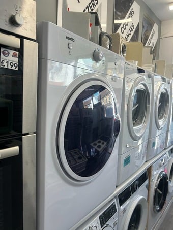 ESATTO 7KG VENTED DRYER
